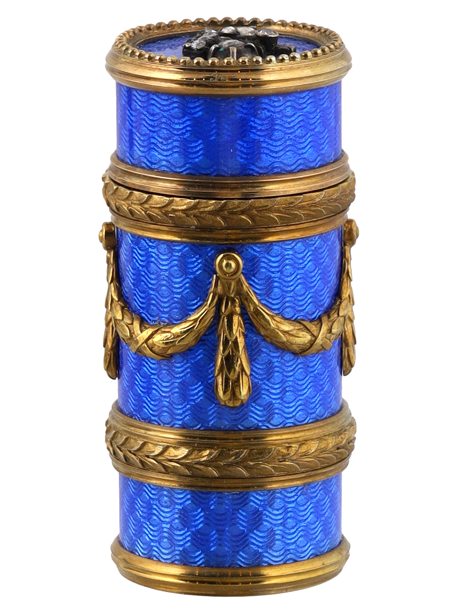 A RUSSIAN GOLD-MOUNTED DIAMOND-SET GUILLOCHÉ ENAMEL CIGARETTE HOLDER