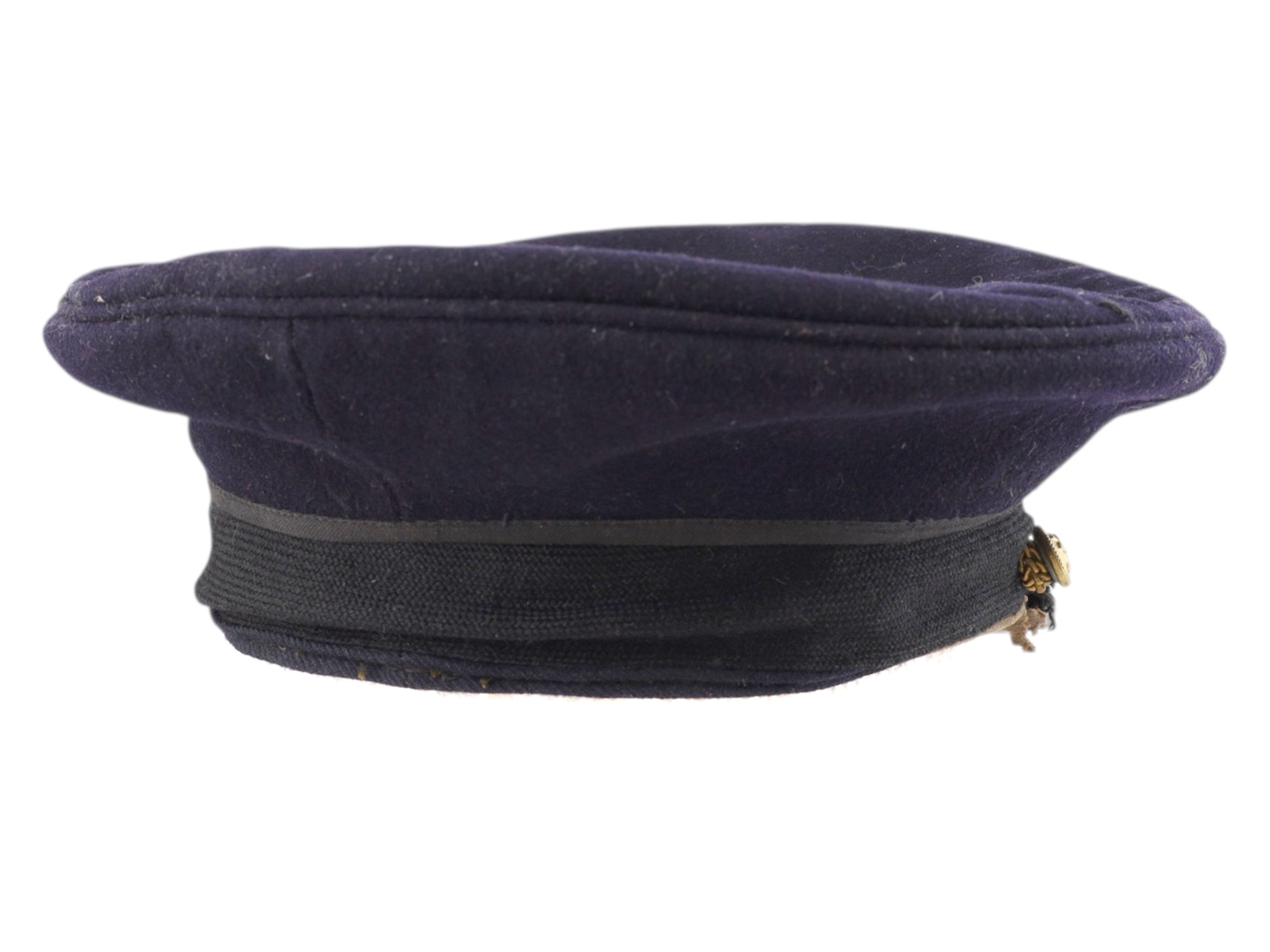 A WW2 GERMAN KRIEGSMARINE NAVAL OFFICER'S VISOR CAP, C. 1940S
