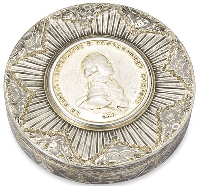 RUSSIAN PARCEL-GILT SILVER AND NIELLO BONBONNI&Egrave;RE
ALEKSEI SPIRIDONOV, MOSCOW, 1809. depicting 