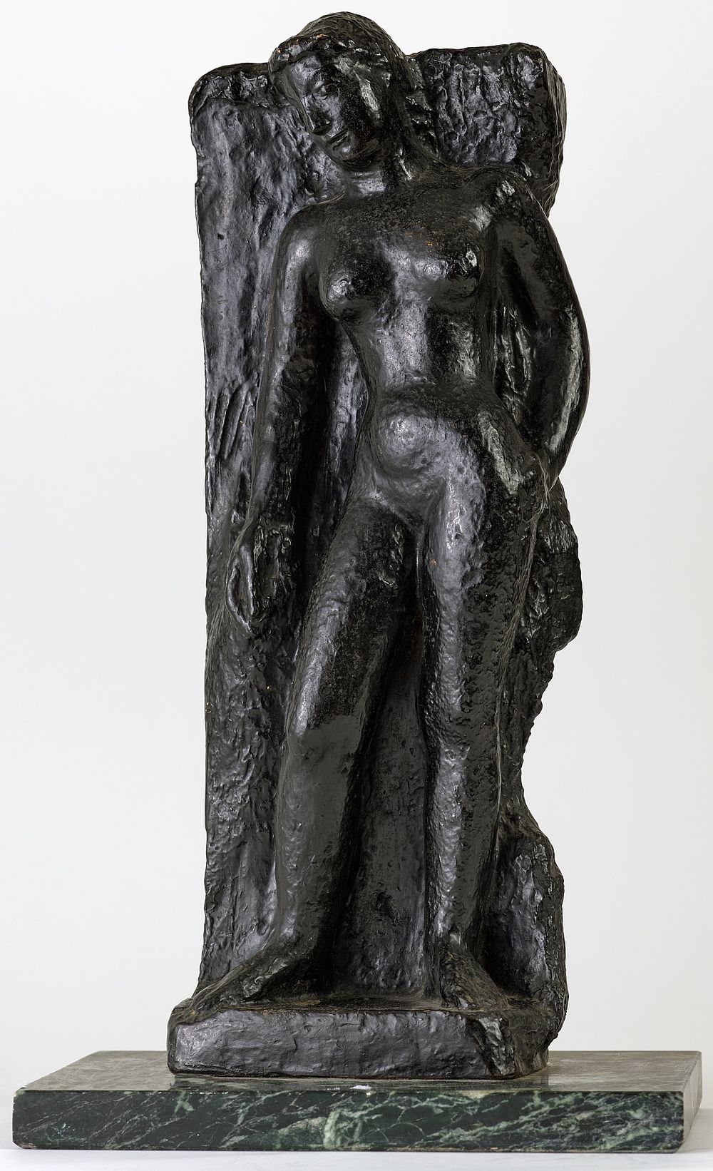 (+) LEON INDENBAUM (1892-1981)
Nude. Signed 'Indenbaum' ( at the broze base), impressed foundry 