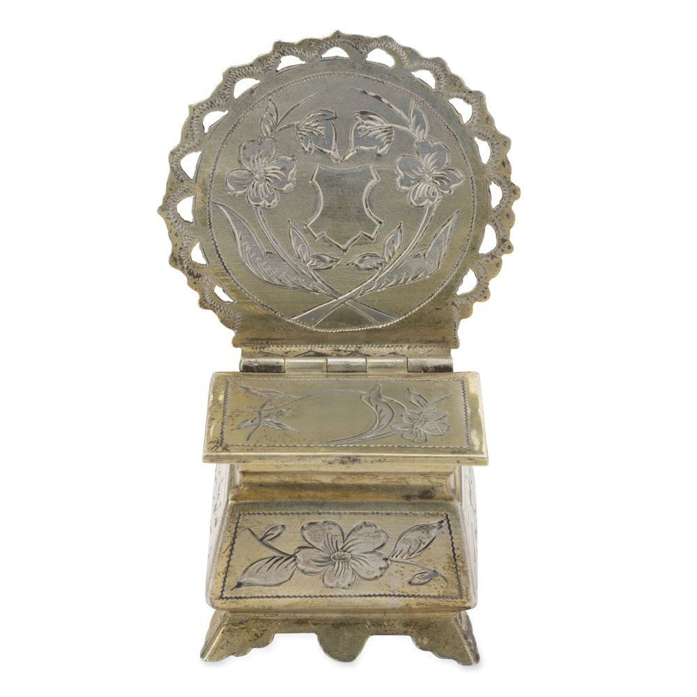 RUSSIAN SILVER-GILT SALT CELLAR SHAPED AS A THRONE
Maker’s mark SK, 1899-1908. Hallmarks: ‘84’ 