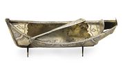 RUSSIAN SILVER-GILT SALT CELLAR SHAPED AS A BOAT WITH PADDLE
St Petersburg, 1899-1908. Hallmarks: Изображение - 1