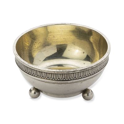 RUSSIAN PARCEL-GILT SILVER SALT CELLAR
St. Petersburg, 1908-1926. Hallmarks: ‘84’ silver 
