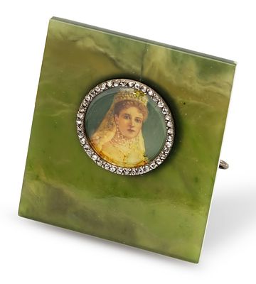 FABERG&Eacute; SILVER AND NEPHRITE FRAME WITH A MINIATURE PORTRAIT OF TSARINA ALEXANDRA FEODOROVNA 