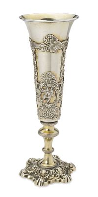 RUSSIAN SILVER-GILT CHAMPAGNE FLUTE
Moscow, circa mid 19th century. Hallmarks: ‘84’ silver 