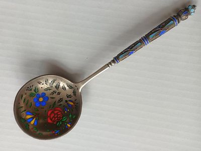 VERY RARE RUSSIAN SILVER PLIQUE-&Agrave;-JOUR ENAMEL JAM SPOON
Grachev Brothers, St Petersburg, 1888. Ha 