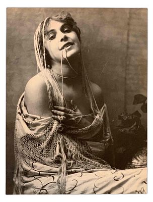 NIKOLAI IVANOVICH SVISHCHOV-PAOLA (1874-1964)
Portrait of a woman. Moscow, 1920s. Inscribed on 