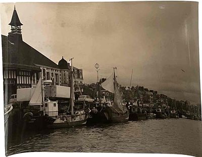 HUBERT TOYOT (1932-2012)
Photographs from the film shoot. … Silver gelatin prints, including 8 