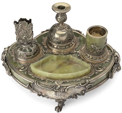 OVCHINNIKOV SILVER-MOUNTED ONYX SMOKING COMPENDIUM
Marked Ovichinnikov with the Imperial 