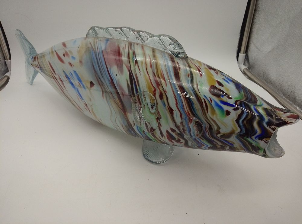 Lot 209: Hand made italian glass fish 55 cm