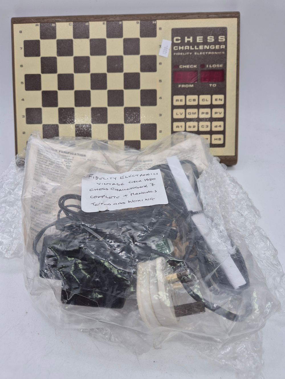 Lot 256: 1980 Electronic Chess challenger set