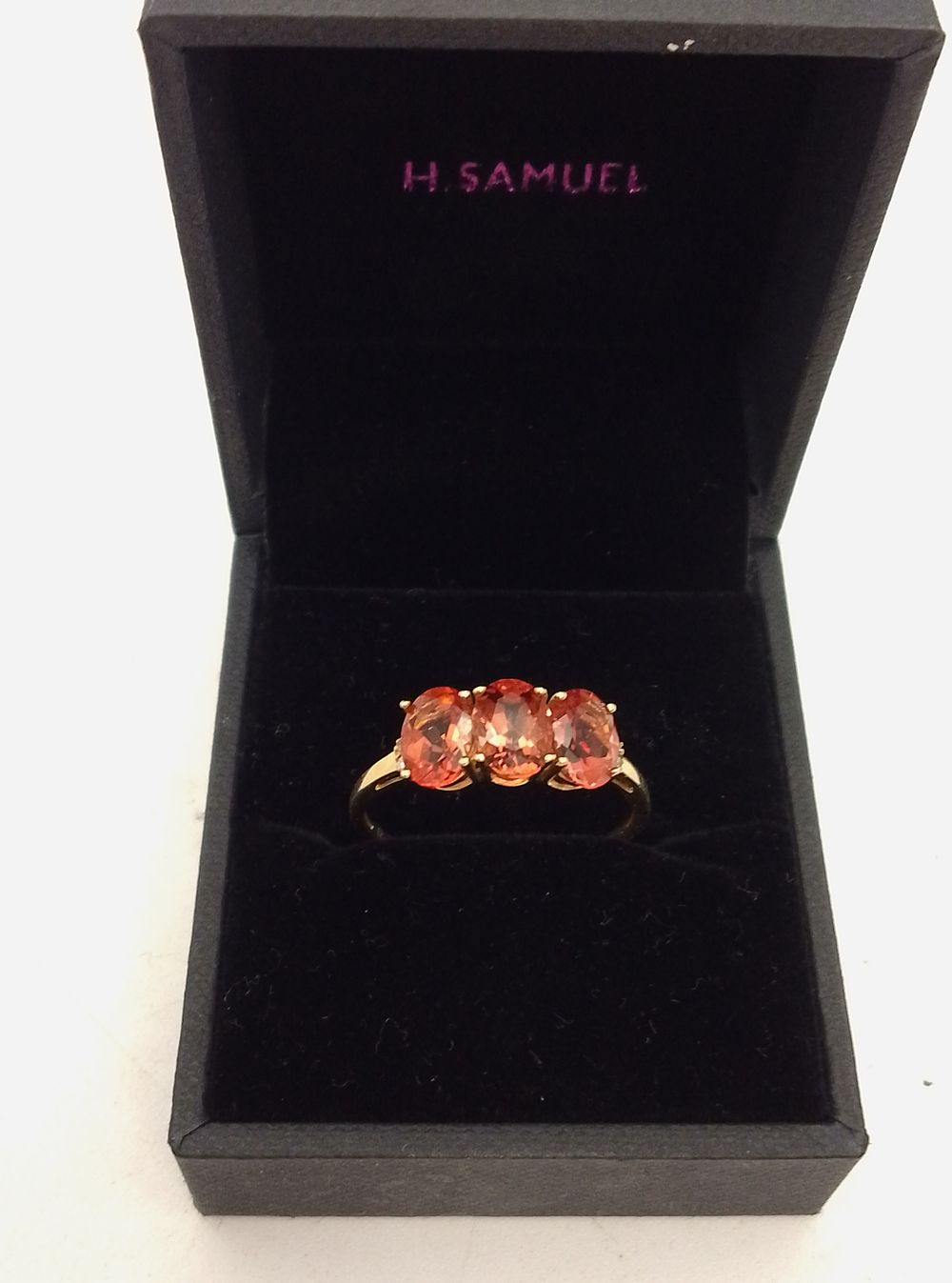 Lot 182: 9ct Gold Ring with 3 Ametrine stones size...