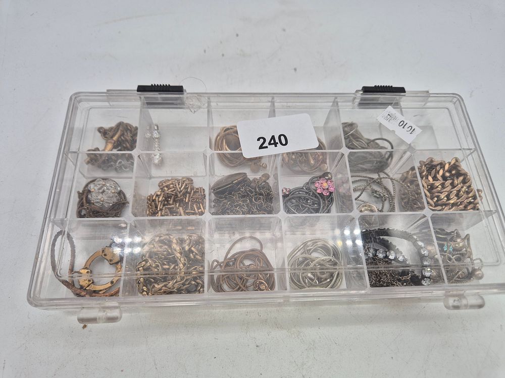 Lot 240: Assortment of costume Jewellery