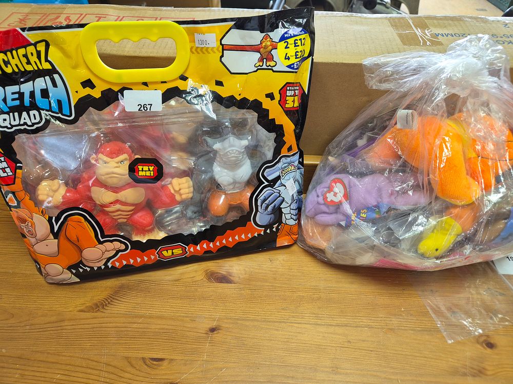 Lot 267: Bag of teddies and stretchy toys