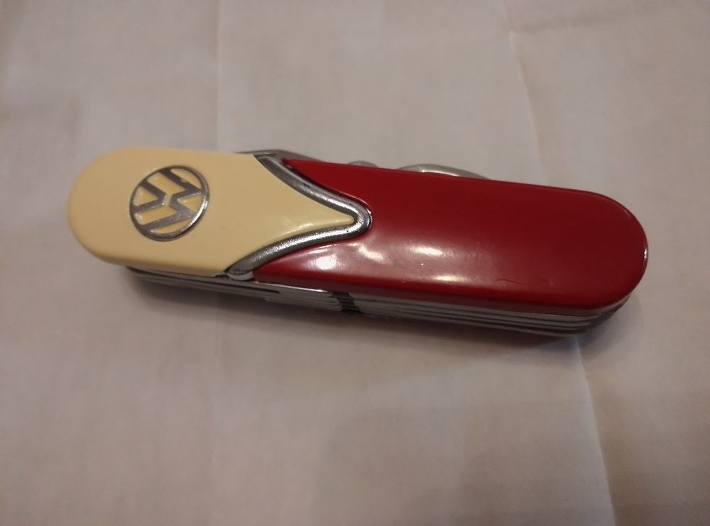 Lot 282: A VW Swiss army knife like new 