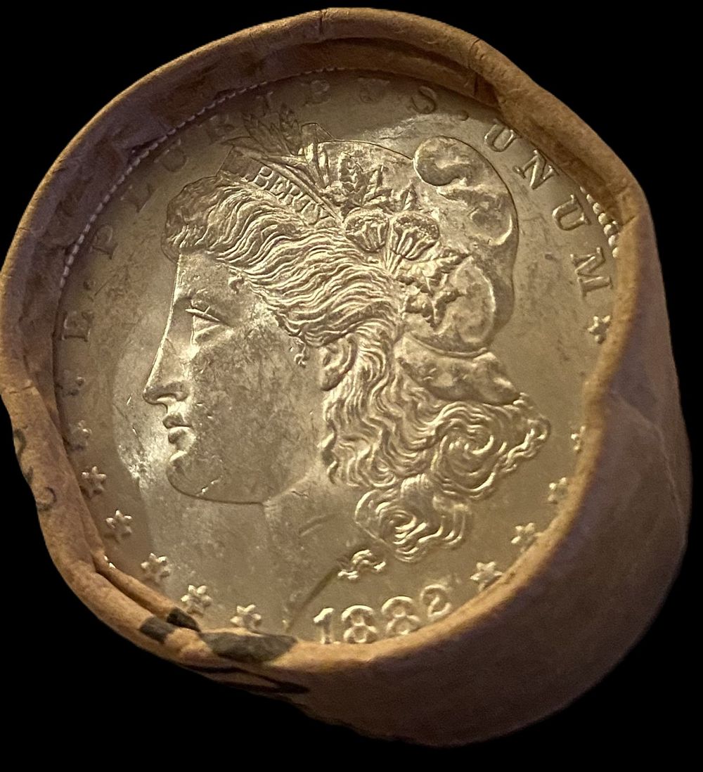 Lot 196: $10- Morgan Dollar BU 1882 & CC End