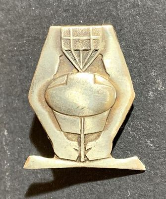 Israeli Army IDF unidentified qualifiation pin related to the paratroopers
