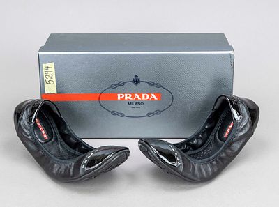 Prada, ballerinas with elastic band, soft black leather with details made of black patent 