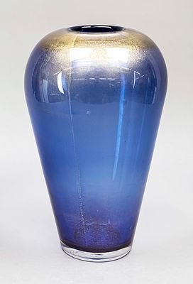 Large vase, Italy, late 20th century, Laura de Santillana for Venini, Murano, from the 