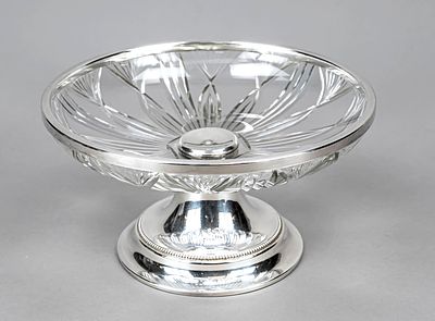 Large round table centerpiece with mounting, 20th century, plated, trumpet-shaped base with 