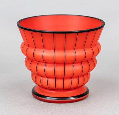 Vase, 20th century, in the style of Powolny, round base, triple-beaded body, clear glass with 