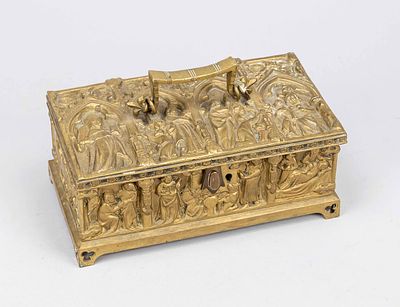 Jewelry box, late 19th century, brass. Semi-plastic figures in neo-Gothic style on all sides 