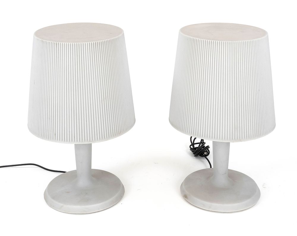 2 table lamps, 20th century, plastic. Model Inout, design by Ramon Ubeda and Otto Canalda for 