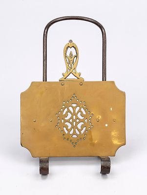 Coaster, England 19th century, brass and iron. Frame with two hooks for attachment to the 