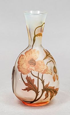 Art Nouveau vase, France, around 1910, De Vez, Cristallerie de Pantin/Seine, round base 