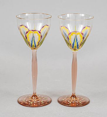 Pair of Art Nouveau stem glasses, Theresienthal, circa 1900, round disc foot and bulbous stem 
