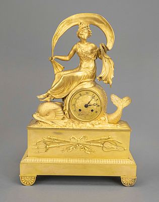 Large Empire bronze pendulum clock, 1st half of the 19th century, fire-gilded, polished and 