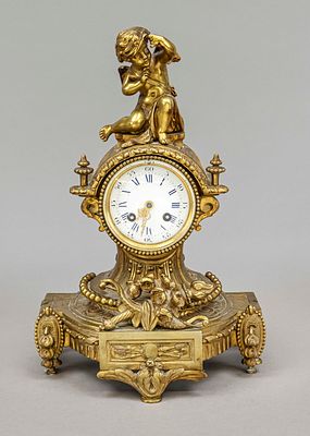 Historicism pendulum clock, 2nd half of the 19th century, crowned with a cupid, torch, roses 
