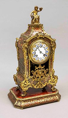 Boulle clock, red with console, 2nd half of the 19th century, with elaborate bronze decoration 