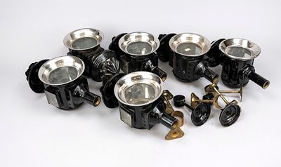 6 carriage lamps, 19th century, sheet iron painted black or chrome-plated, each with wall 