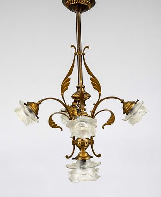 Hängelampe, Ende 19. Jh., balustrierte Konsole umspielt von 4 Leuchterarmen mit stilisiertem 