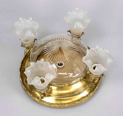 Deckenlampe, 19./20. Jh., Messingfassung ornamentiert, Zentraler Schirm mit Schliffdekor, die 