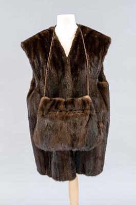 Mink vest with matching muff, 2nd half of the 20th century, dark brown iridescent mink 