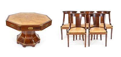 Englischer Spieltisch mit fünf Stühlen, 20. Jh., Mahagoni, oktogonale Platte auf 
