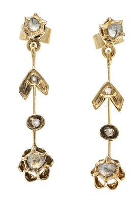 Floral diamond rose stud earrings GG 333/000 set with 8 diamond roses 3.6 - 1.6 mm, L. 35 mm, 3.9 g