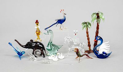 Set of 15 glass figures, 20th century, 9 birds, dog, seal, horse, 2 elephants (1 of which is a 