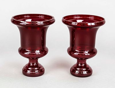 Pair of vases, 20th century, crater shape, red glass, height: 17 cm