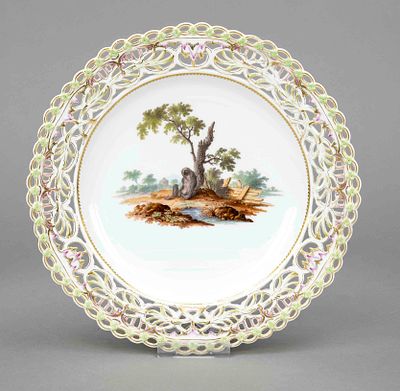 Dessert plate with monkey motif, KPM Berlin, circa 1770/75, 1st choice, K&ouml;nigsglatt shape with 