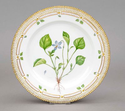 Plate, Royal Copenhagen, marked 1969-73, 1st choice, from the famous Flora Danica service 
