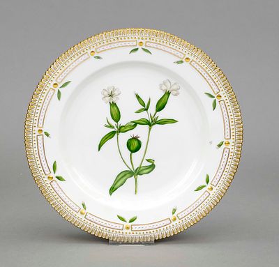 Plate, Royal Copenhagen, marked 1969-73, 1st choice, from the famous Flora Danica service 