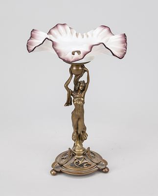 Figurative Art Nouveau table centerpiece or offering bowl, around 1900. Figurative shaft in the 