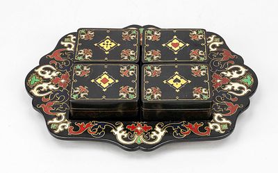 Bridge set, 19th century, polychrome lacquered wood, partially gilded. Tray with four lidded 