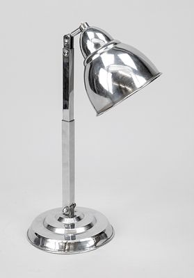 Art Deco table lamp, early 20th century, chrome-plated brass. Round, stepped base (dented) 