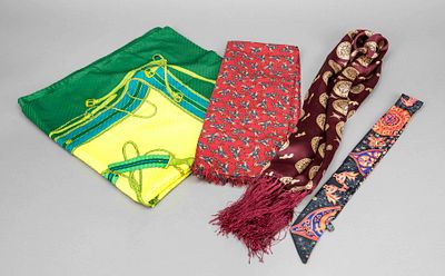 4 polychrome patterned pieces made of pure silk, including 2 scarves, 1 bandeau and 1 square 