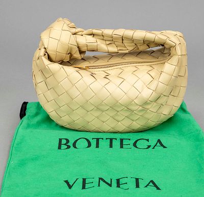Bottega Veneta, Mini Jodie Bag, soft beige Intreccio leather in the brand's signature woven 