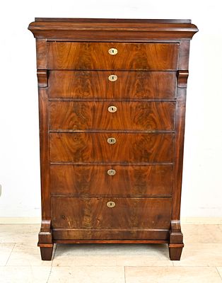 Men's chest of drawers, Empire style, circa 1820, mahogany veneer, straight body with 6 drawers 